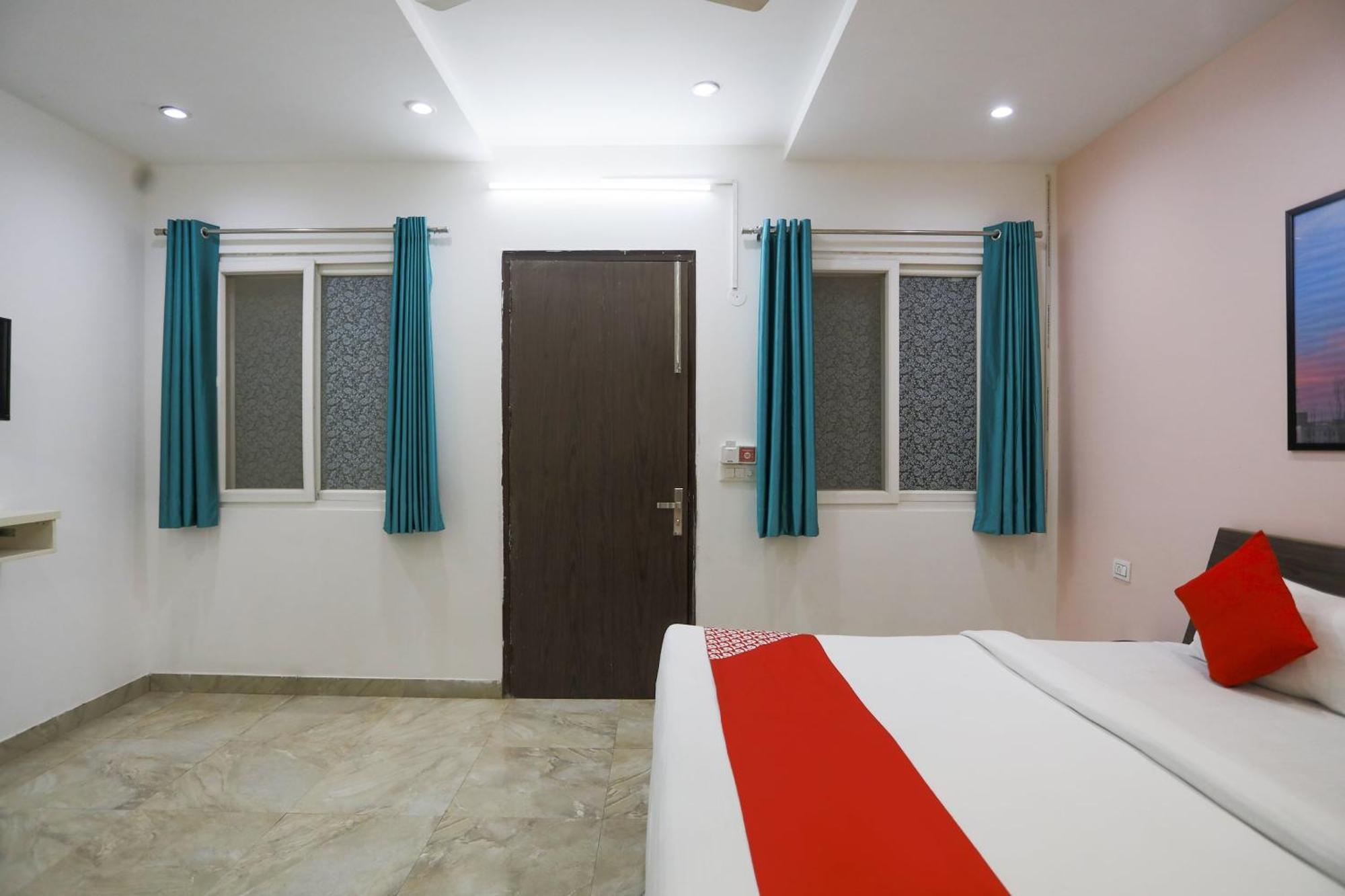 Hotel O Jsb Hotel Faridabad Exterior photo